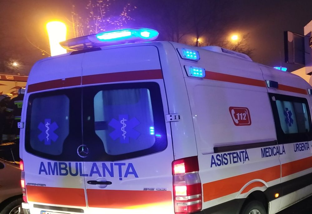 Impact frontal între două maşini în Șurdești! O tânără şi o fetiţă de 3 ani au fost rănite şi au ajuns la spital 