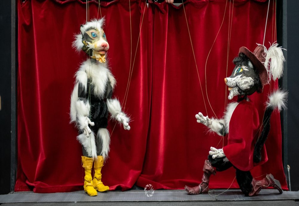 Maraton de povești românești în format audio, oferit de Teatrul Puck de Ziua Culturii Naționale