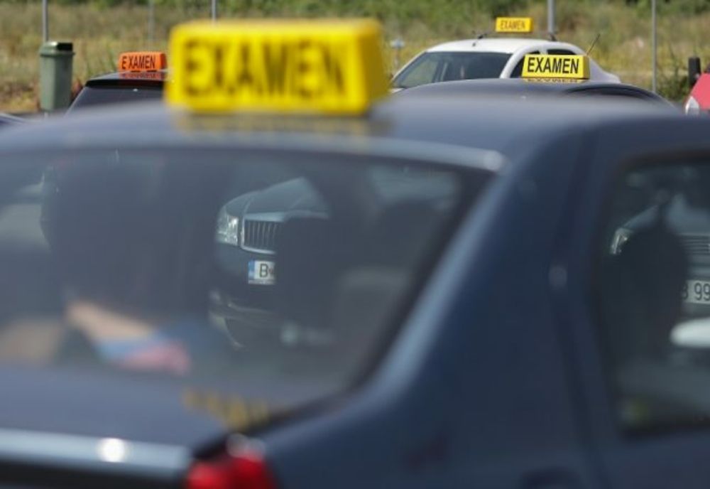 Șoferii cu vârsta de peste 70 de ani ar putea fi nevoiți să își reînnoiască permisele la fiecare 5 ani. Aceștia vor fi evaluați medical mai des