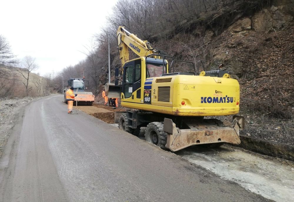 Consiliul Județean Cluj a reluat lucrările de modernizare a drumului județean 107M