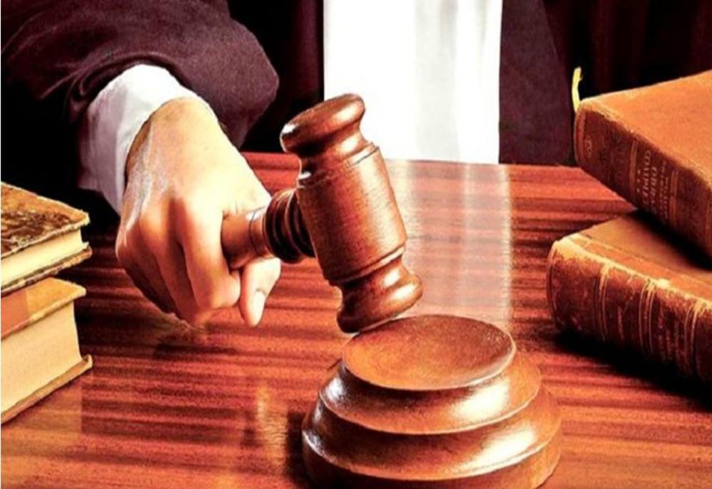 PRIMAR PLASAT SUB CONTROL JUDICIAR PENTRU FURT DE MOTORINĂ ȘI CONDUCERE FĂRĂ PERMIS