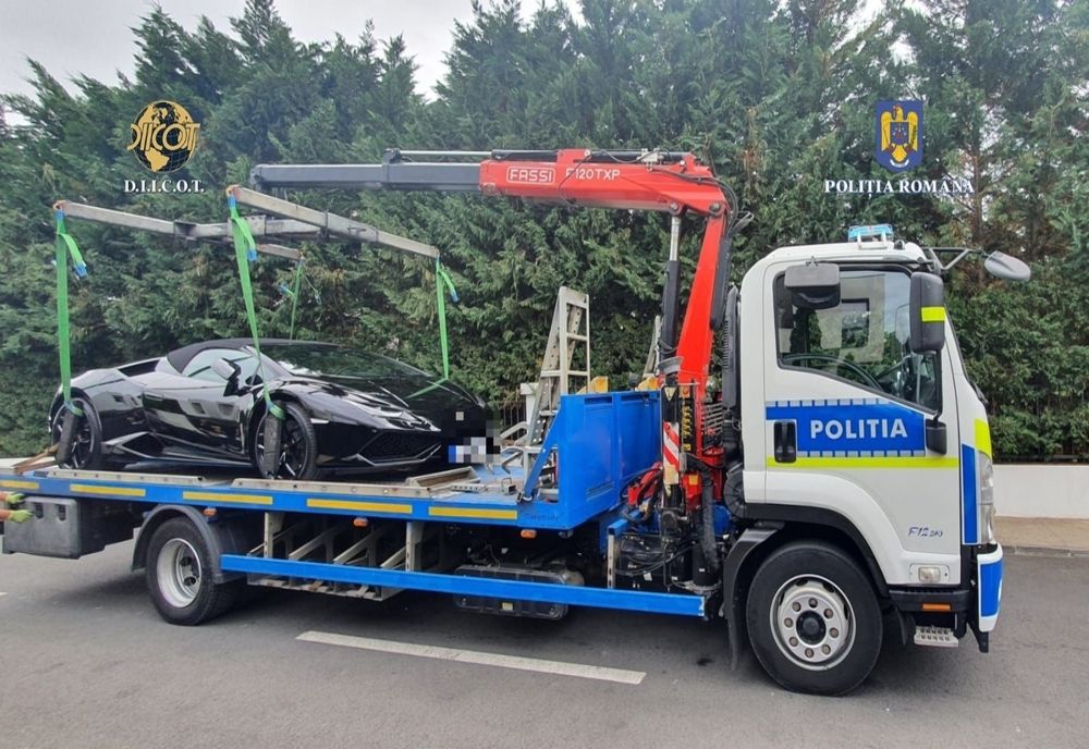 Maşini de lux confiscate în urma percheziţiilor din Cluj şi Bucureşti! Patru persoane au fost reţinute (FOTO)