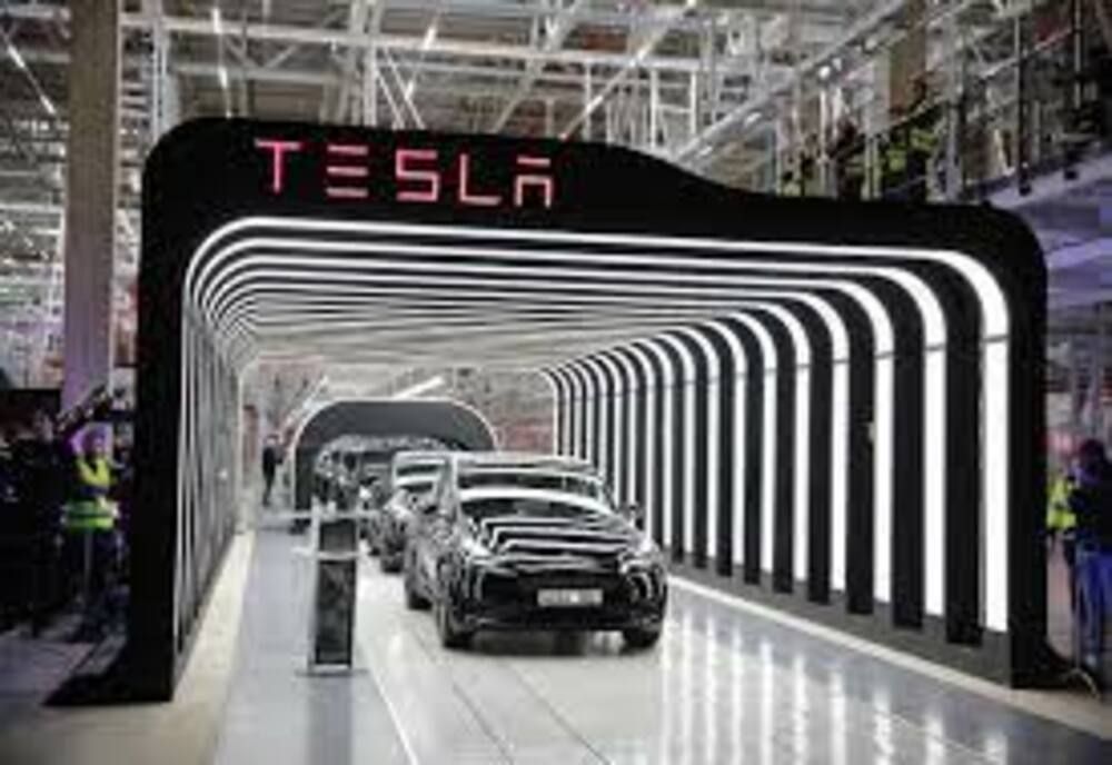 Tesla recheamă în service aproape 55.000 de mașini din cauza unei defecțiuni