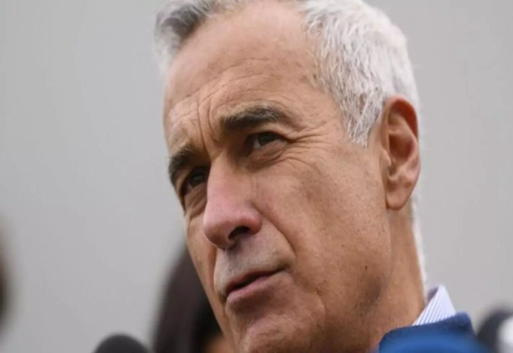 PROTEST PAȘNIC DE SOLIDARITATE PENTRU CĂLIN GEORGESCU LA CURTEA DE APEL BUCUREȘTI