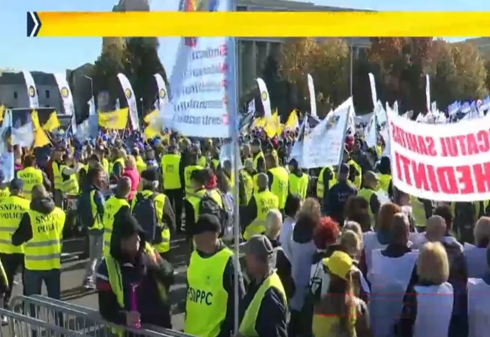 „Suntem gata să intrăm în greva foamei!” Scandal uriaș în Energie: sute de oameni riscă să fie dați afară chiar înainte de pensie