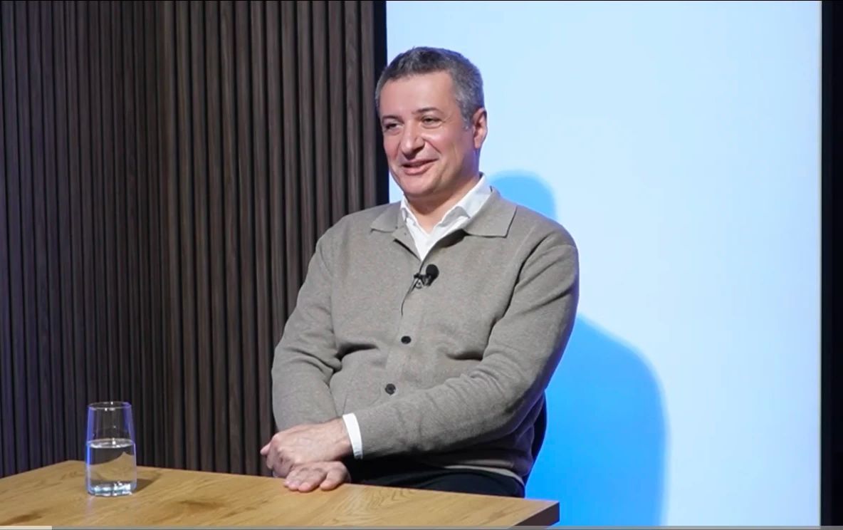 VIDEO | Ce ar fi făcut Patriciu Achimaș-Cadariu în locul lui Ilie Bolojan: o lecție despre responsabilitate și soluții reale