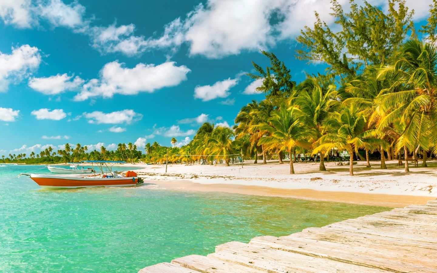 Zbor direct spre destinații exotice pentru români