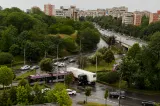 Oglindă rutieră orientată greșit la o intersecție din Cluj-Napoca, șoferii cer intervenția autorităților