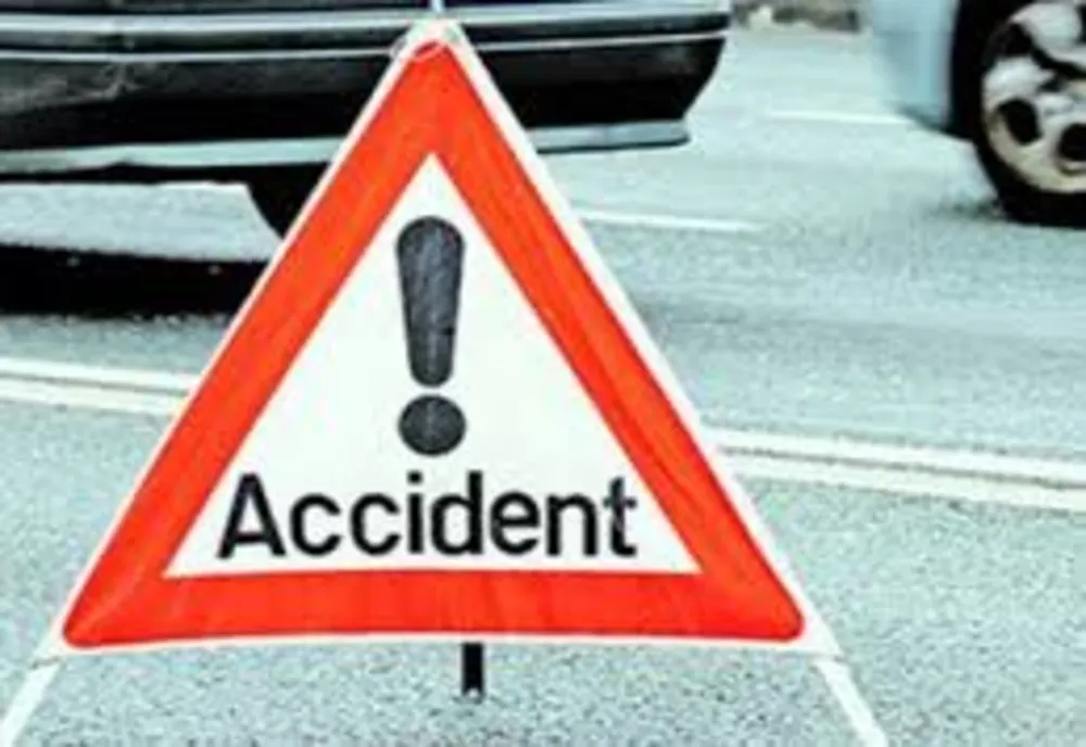 Trei copii răniți într-un accident rutier. Unul dintre ei are doar 6 luni