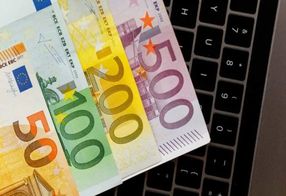 A fost semnat contractul privind reabilitarea, din bani europeni, a Școlii Speciale pentru Deficienți de Auz „Kozmutza Flóra”