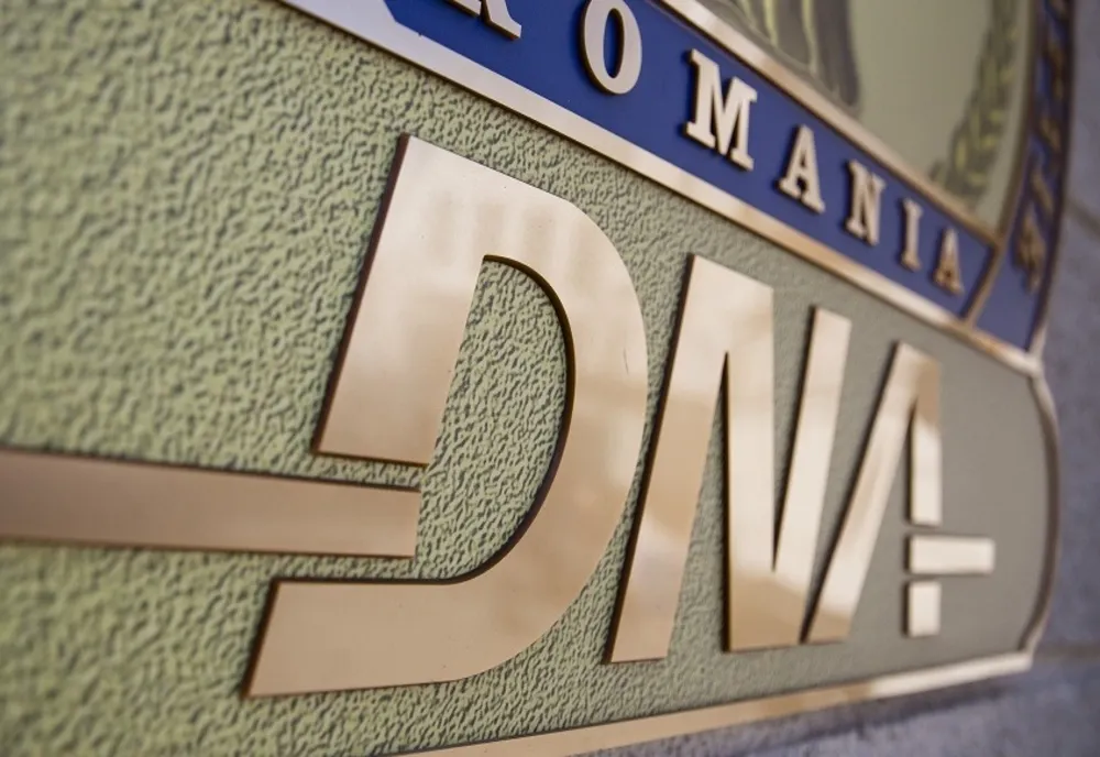 Zeci de persoane trimise în judecată de DNA Cluj după ce au obţinut permise de conducere şi permise port-armă fără examene
