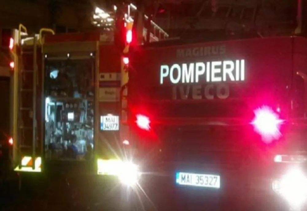 Intervenții succesive noaptea trecută pentru pompierii turdeni 