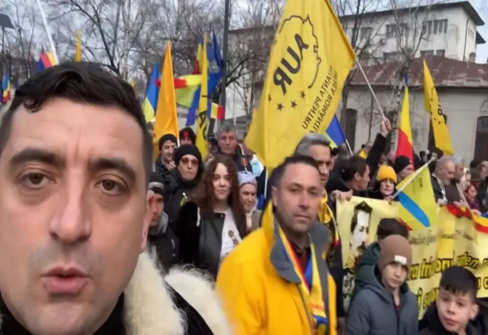 GEORGE SIMION: ”IDEEA DE TUR DOI ÎNAPOI ÎNSEAMNĂ REVENIREA LA NORMAL!”