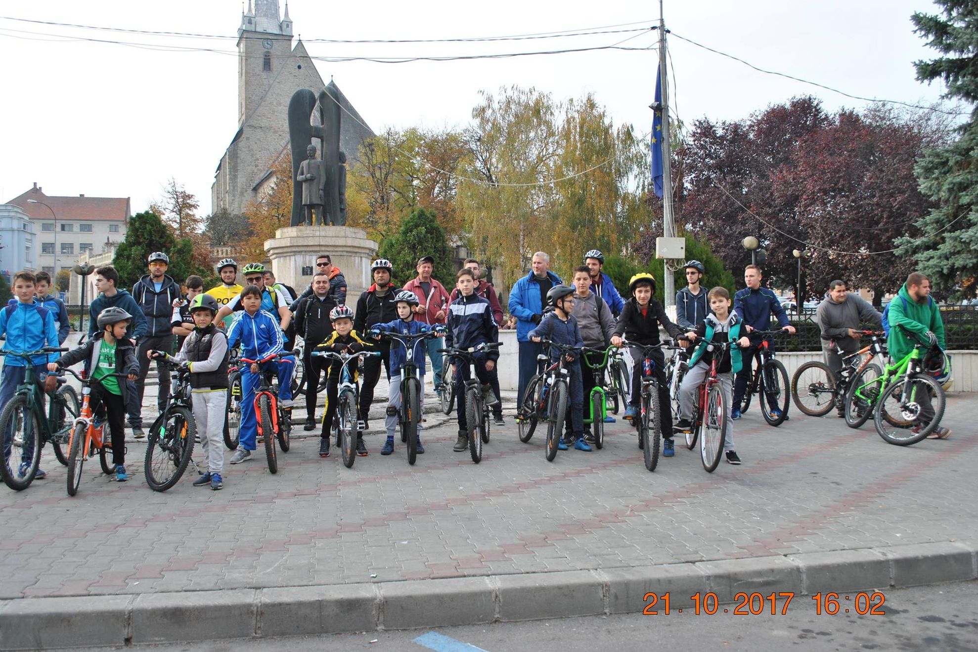 22553350_495630884145858_2621982813197403861_o