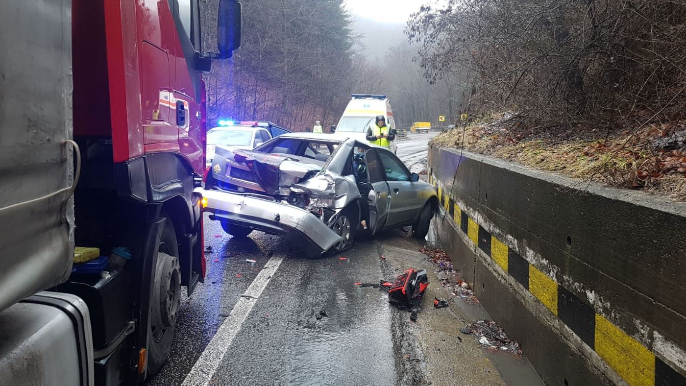 52914608_337342420240578_420969072033792000_n