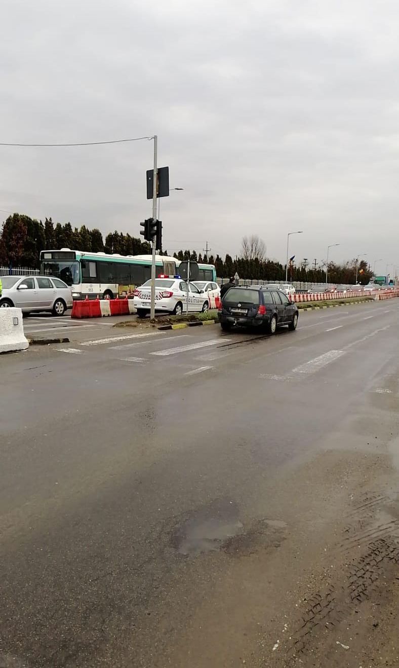 54191375_346669275949304_8707498837712830464_n