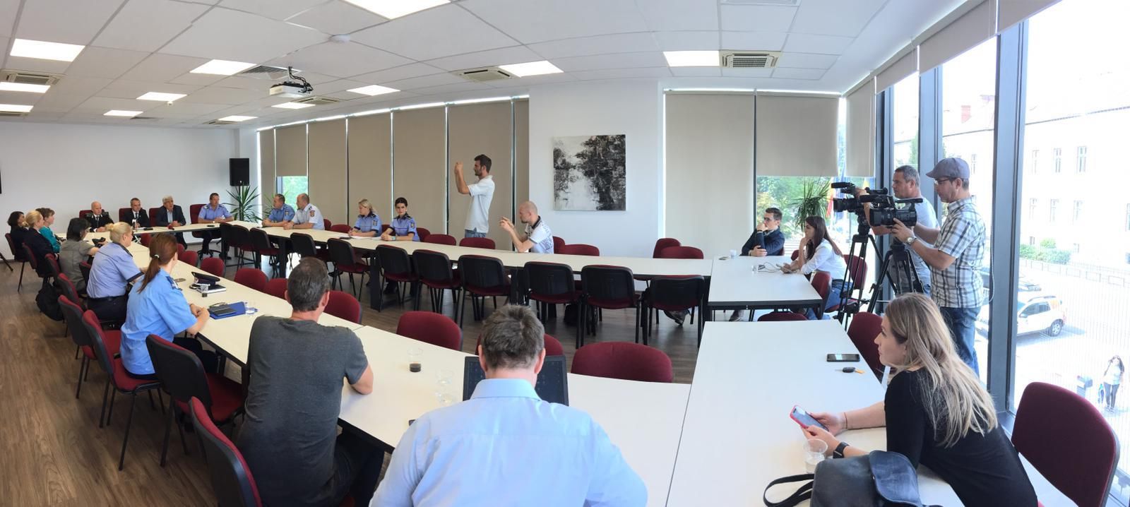 cf7b4a79-feb1-4b18-8926-8afbf3b43ba0