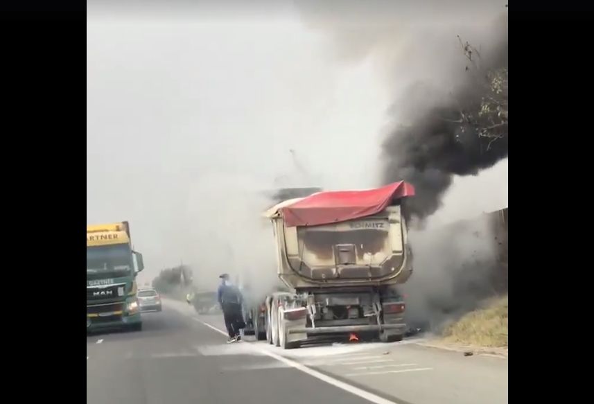 camion flacari livada