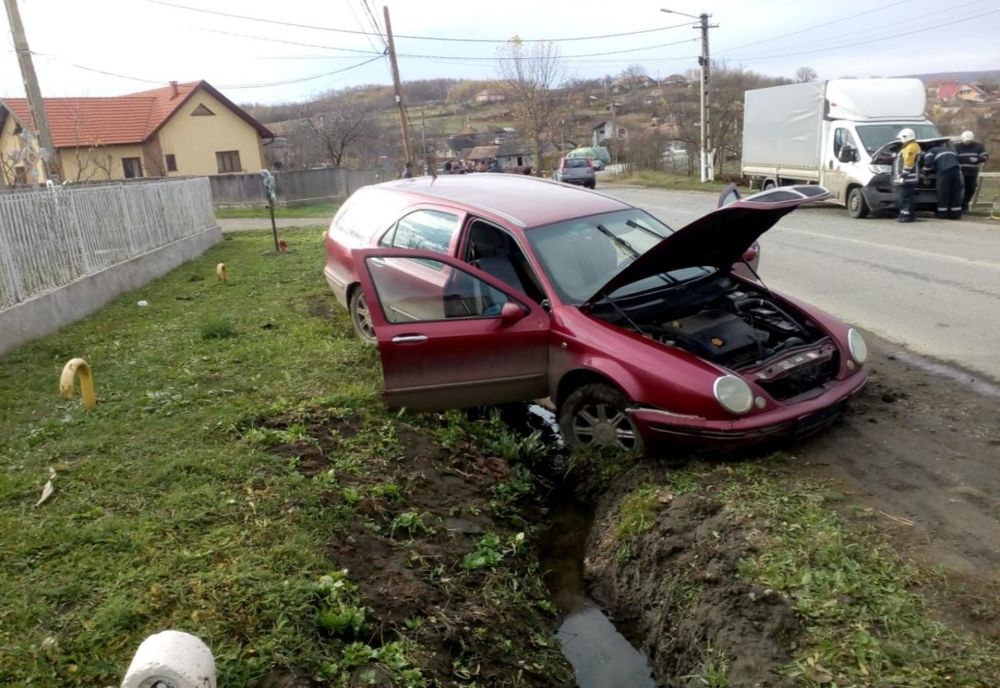 FOTO | Bărbat rănit într-un accident de circulaţie în Cămăraşu