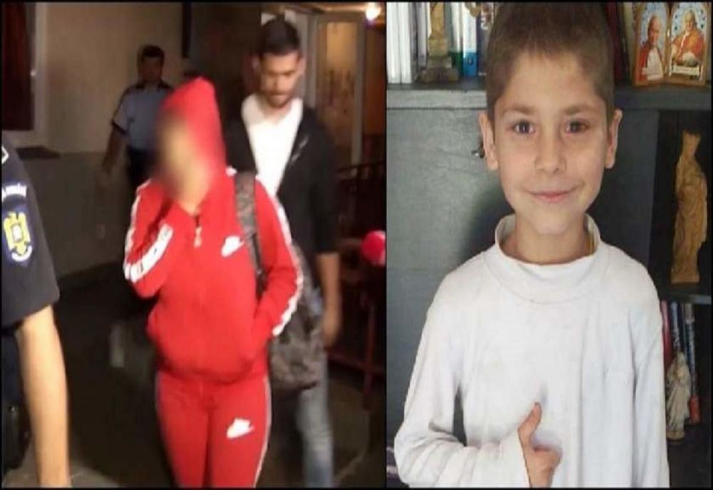 A început procesul mamei care şi-a omorât în bătaie fiul