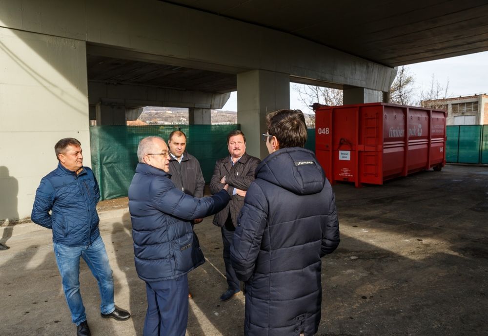 Deschidere puncte de colectare a deșeurilor