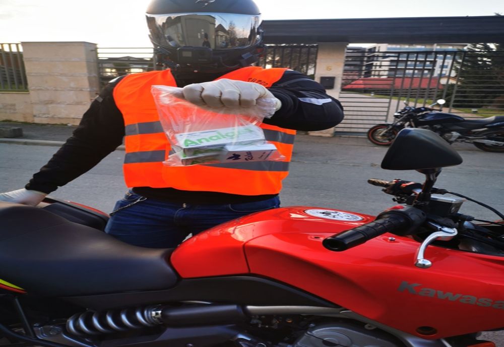 Comunitatea Moto Cluj s-a implicat activ în susținerea inițiativei Vă ajutăm din Cluj: 100 de motocicliști vor livra medicamente celor aflați la nevoie
