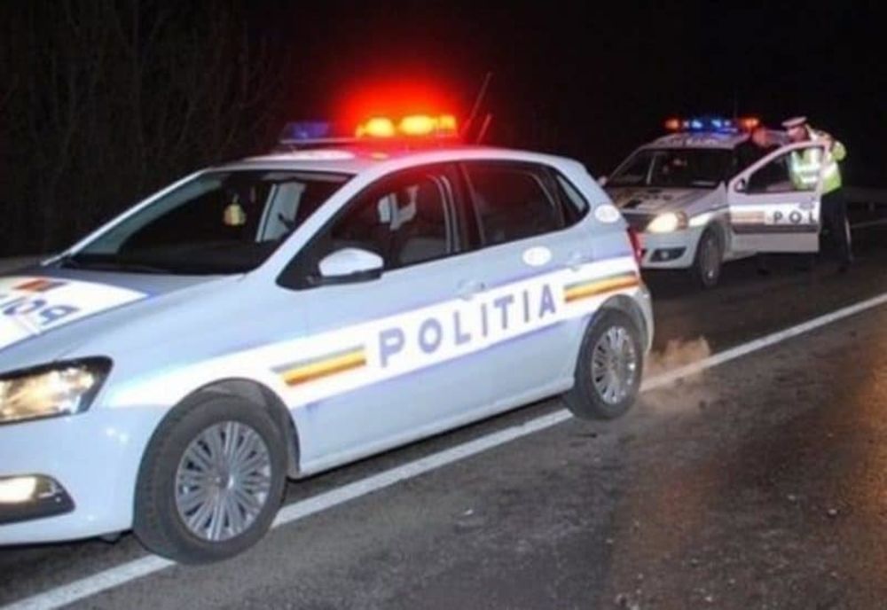 Accident rutier provocat de un "şofer" cu permis fals! Acesta a fugit de la locul evenimentului rutier