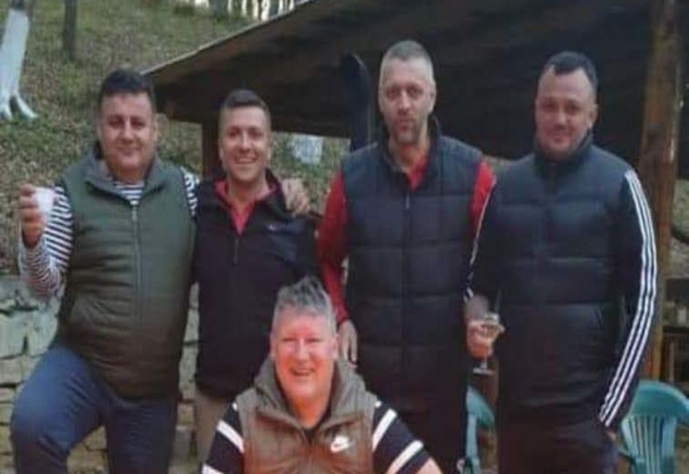 Şeful Poliţiei Municipiului Dej a fost schimbat din funcţie! Acesta a apărut într-o poză, la grătar, cu mai multe persoane, în plină pandemie