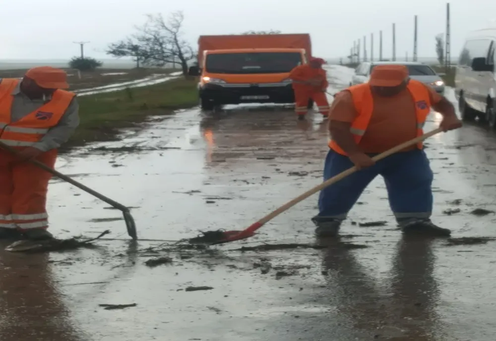 Traficul între Cluj și Zalău este blocat din cauza aluviunilor