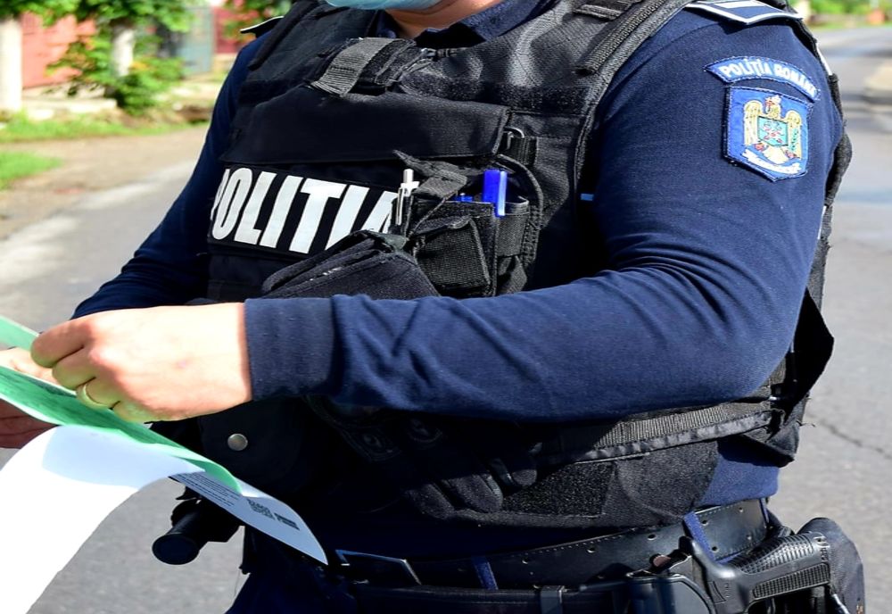 FOTO | Acţiuni pentru limitarea răspândirii virusului COVID-19! Au fost controloate peste 360 de societăţi comerciale