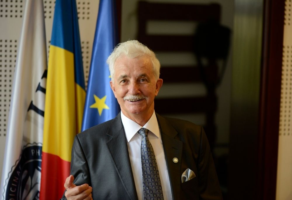 Profesorul Dorin Dumitru Borzea, omagiat de UMF Cluj prin acordarea Medaliei „Iuliu Hațieganu”