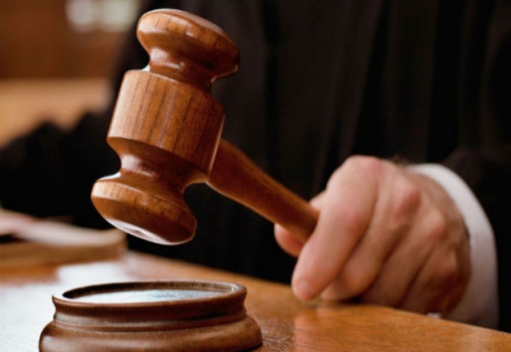 Parchetul de pe lângă Judecătoria Gherla: bărbat trimis în judecată pentru camătă şi şantaj