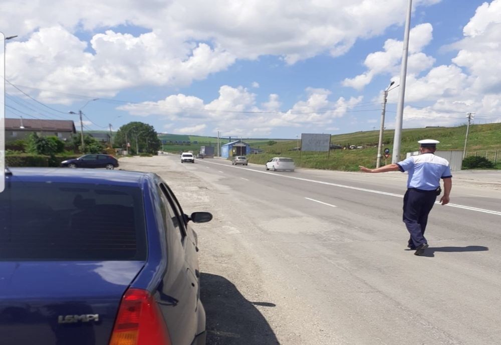 Amplă acţiune a poliţiştilor clujeni! Au fost aplicate peste 100 de amenzi