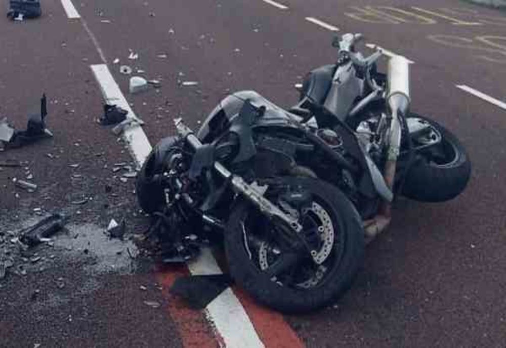 Motociclist de 17 ani rănit într-un accident în Turda