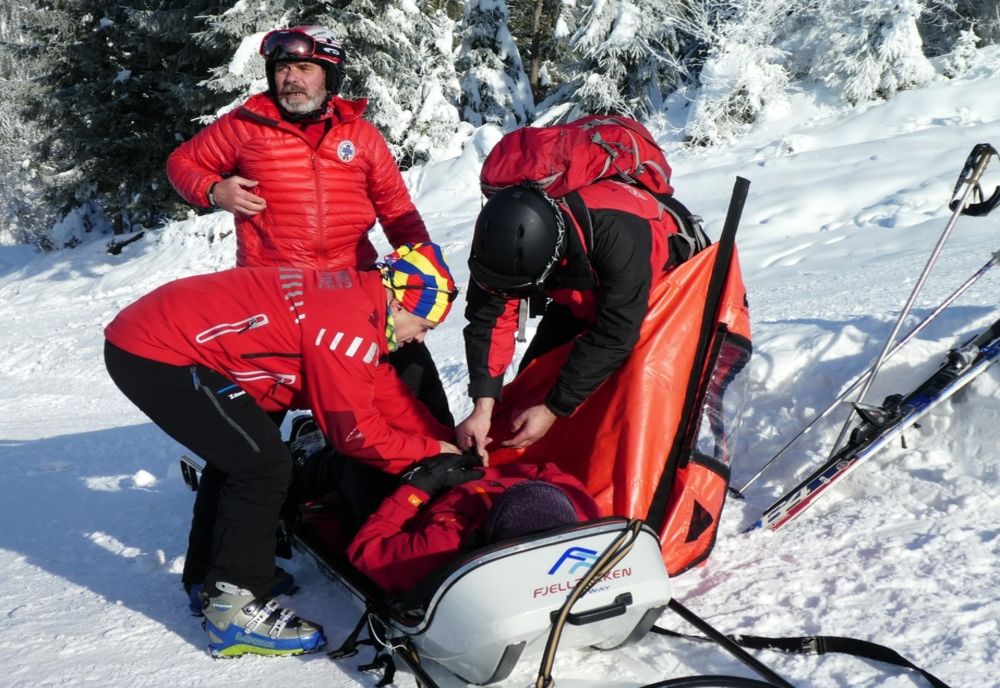 Peste 190 de persoane au necesitat sprijinul salvamontiștilor clujeni în acest sezon de iarnă