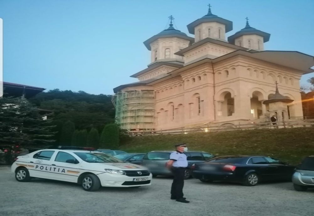 260 de poliţişti vor fi la datorie cu ocazia Hramului Mănăstirii Nicula