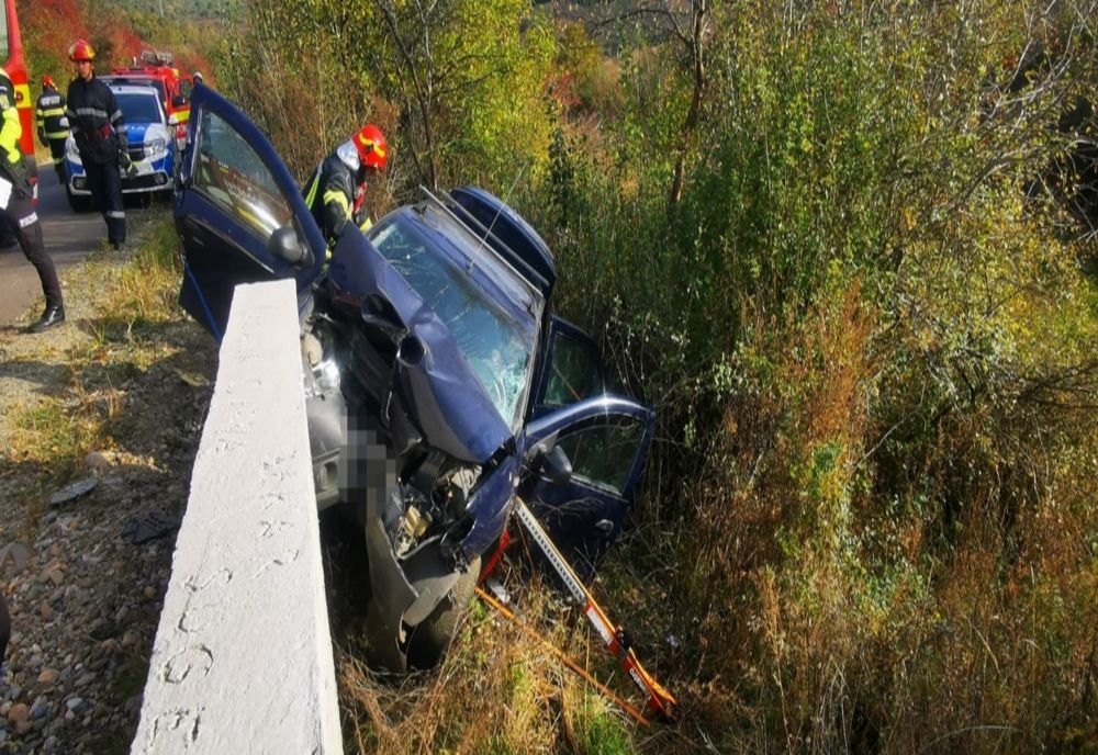 Grav accident în judeţul Cluj! Un bărbat a murit în urma unui accident (FOTO)