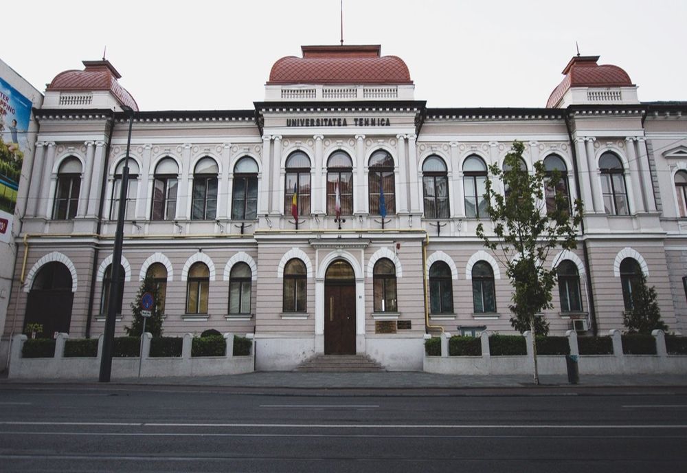 Profesori ai Universității Tehnice din Cluj-Napoca incluși în topul celor mai importanți oameni de știință din lume