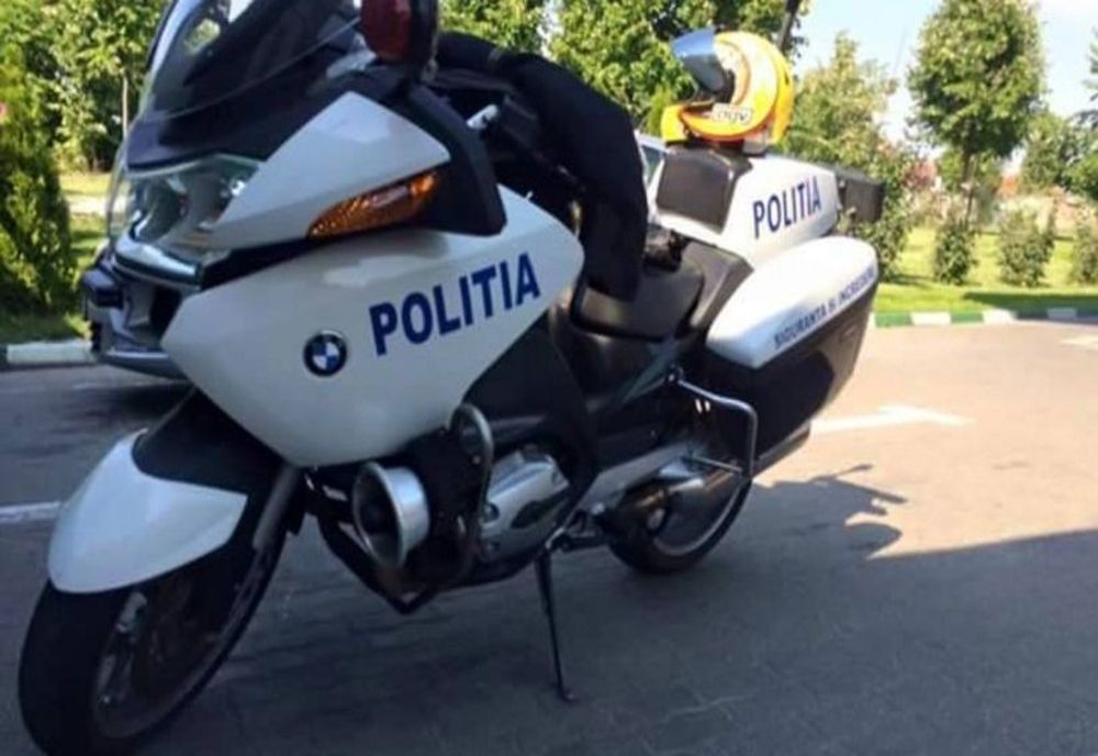 Cluj-Napoca: Şofer beat şi cu permisul anulat urmărit în trafic de poliţişti pe motociclete