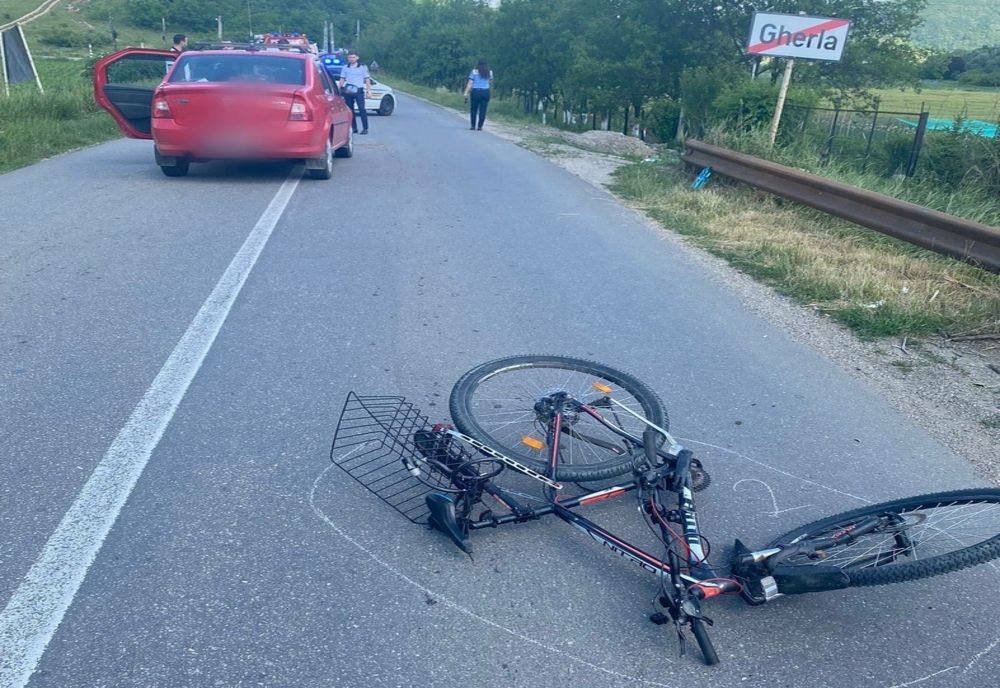 Tragedie la ieşire din Gherla! Un minor şi-a pierdut viaţa lovit de maşină (FOTO)