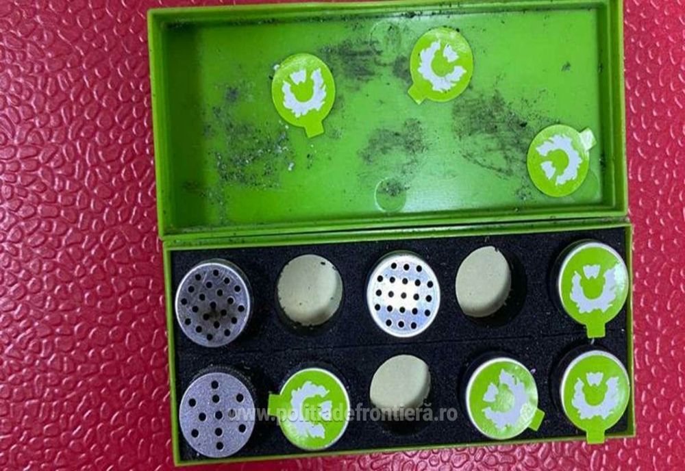 Olandez prins cu droguri pe Aeroportul Cluj! Mergea la un festival de muzică (FOTO)