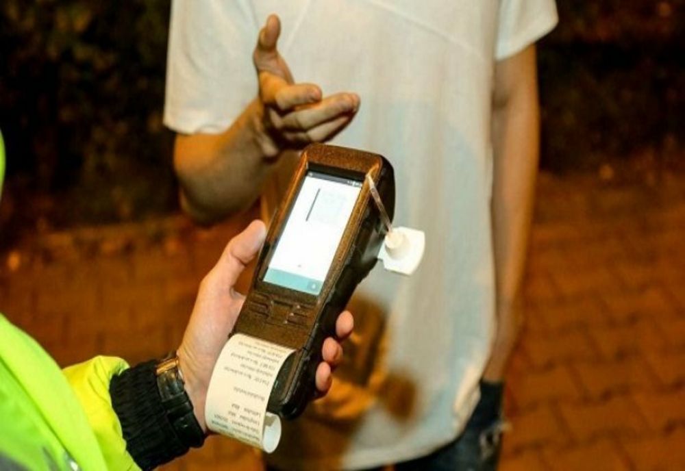 Tânăr de 23 de ani prins drogat la volan în Gherla