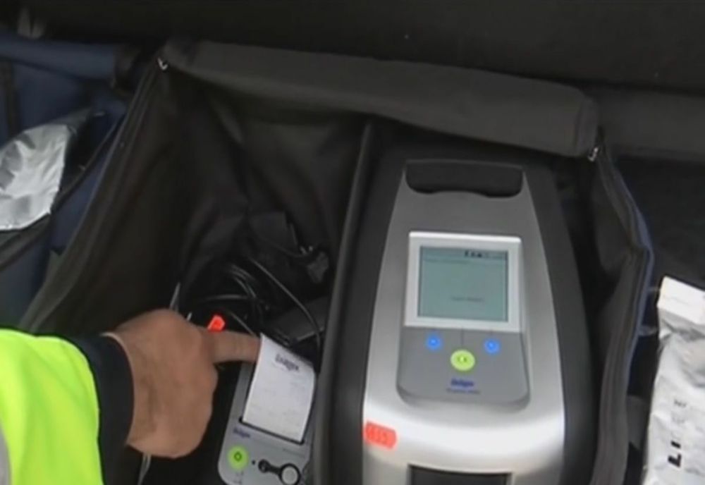 Doi clujeni prinşi drogaţi la volan