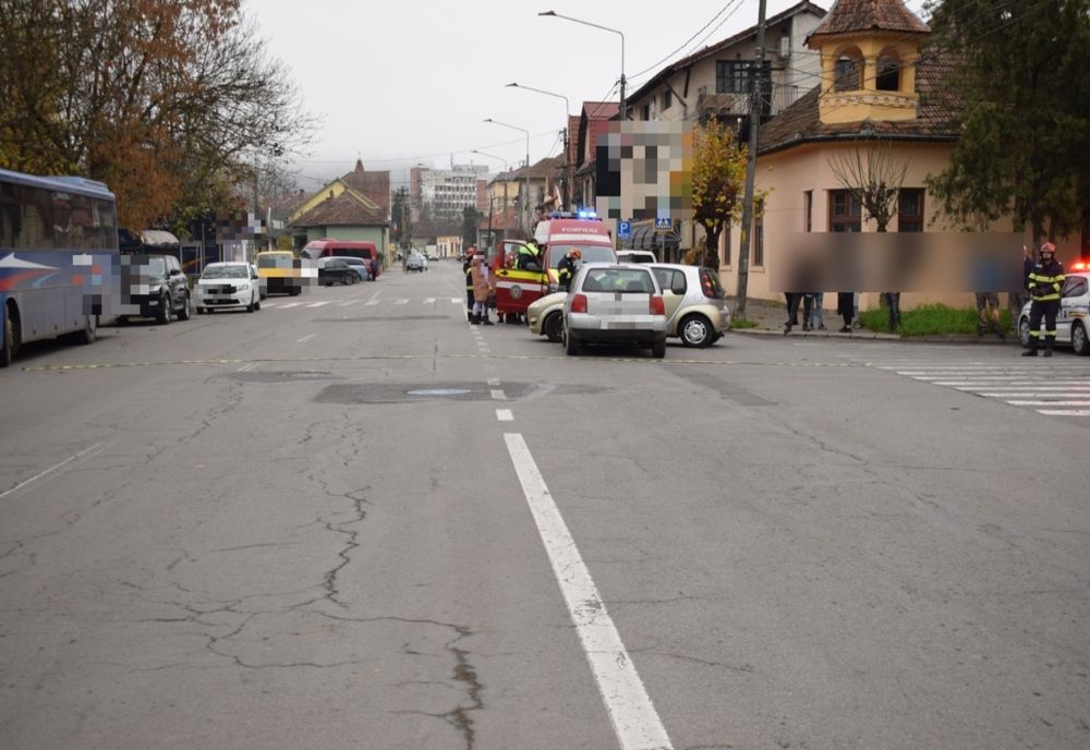 Două șoferițe din Dej și Sălaj implicate într-un accident rutier! Una dintre ele a ajuns la spital