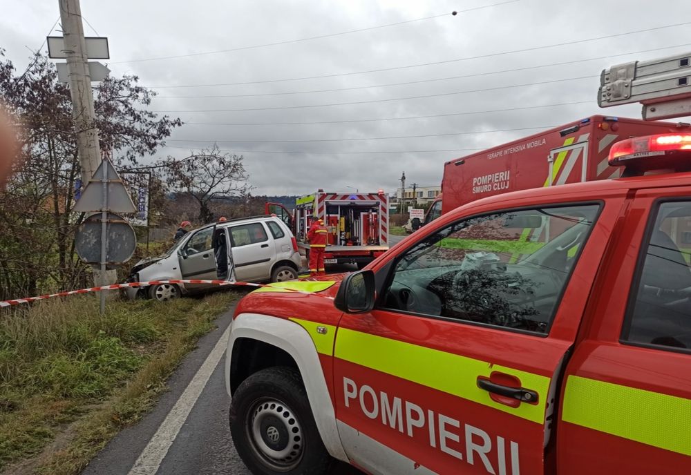 Grav accident la intrare în Cluj! Un şofer de 67 de ani a murit (FOTO)