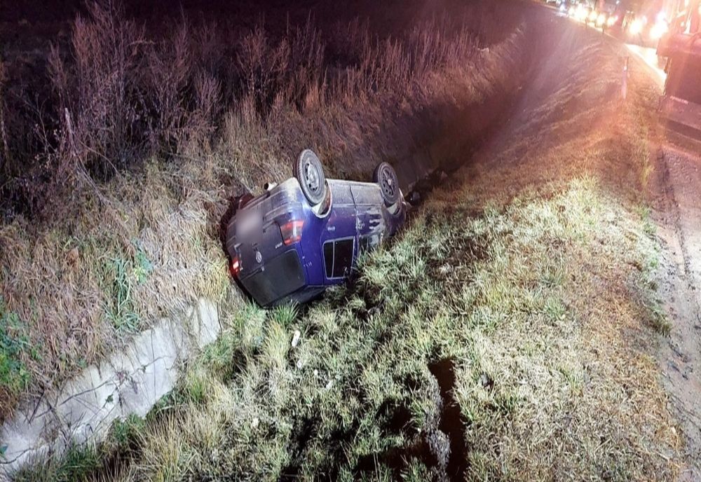 Accident cu două maşini pe centura de ocolire Vâlcele-Apahida! Două persoane au fost rănite (FOTO)