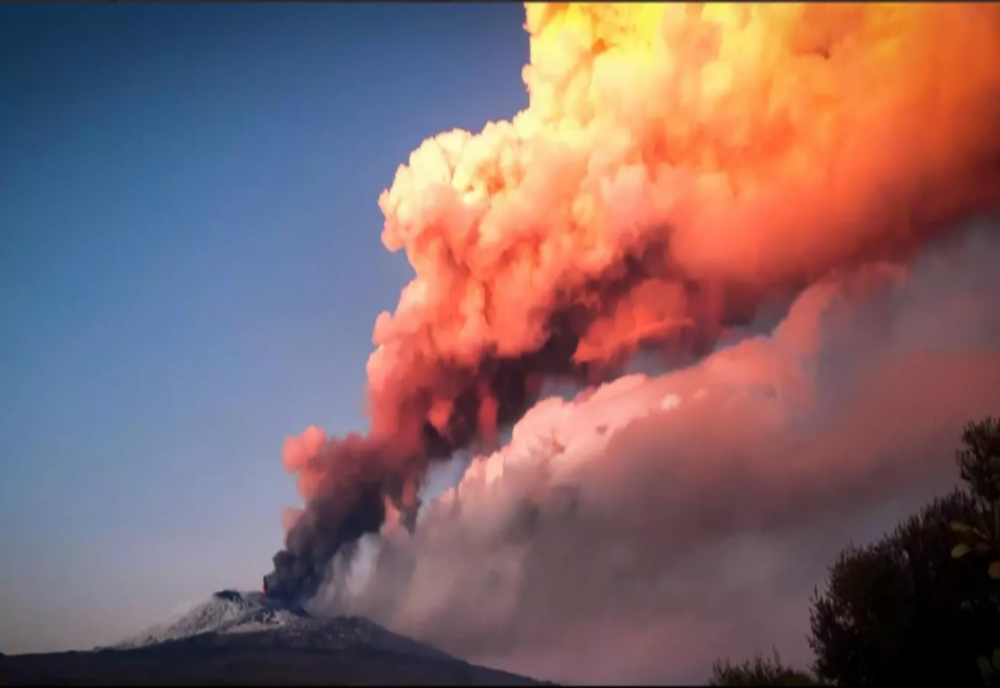 Activitate vulcanică intensă pe Glob! Ce spune experții