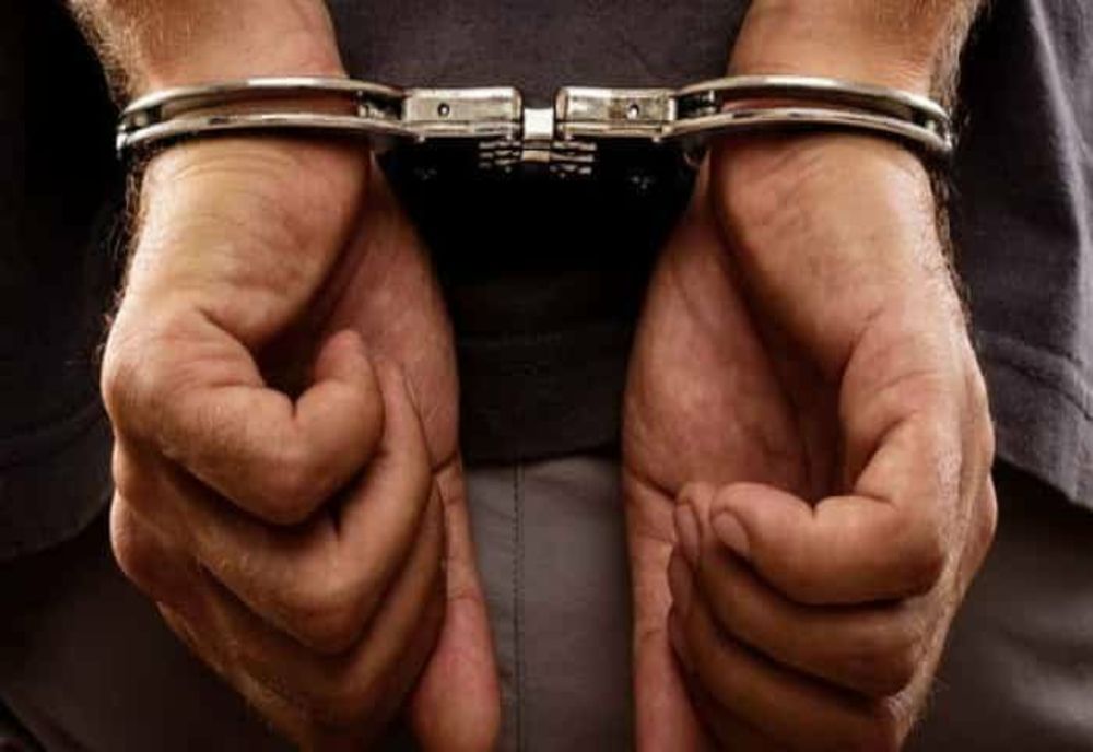 Minor de 16 ani din Floreşti prins după ce a dat mai multe spargeri