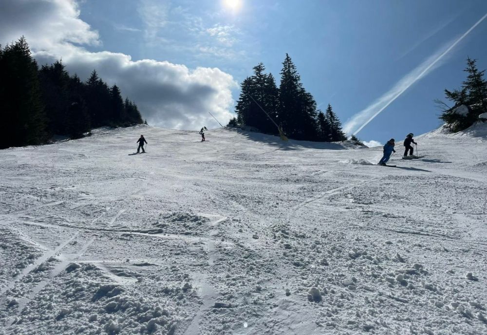 FACILITĂȚI LA TRANSPORTUL PE CABLU ÎN POIANA BRAȘOV, ÎN CONDIȚIILE REDUCERII NUMĂRULUI DE SCHIORI 