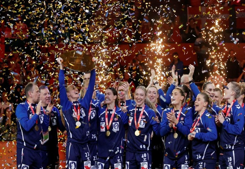 HANDBAL FEMININ: NORVEGIA ESTE CAMPIOANĂ A EUROPEI
